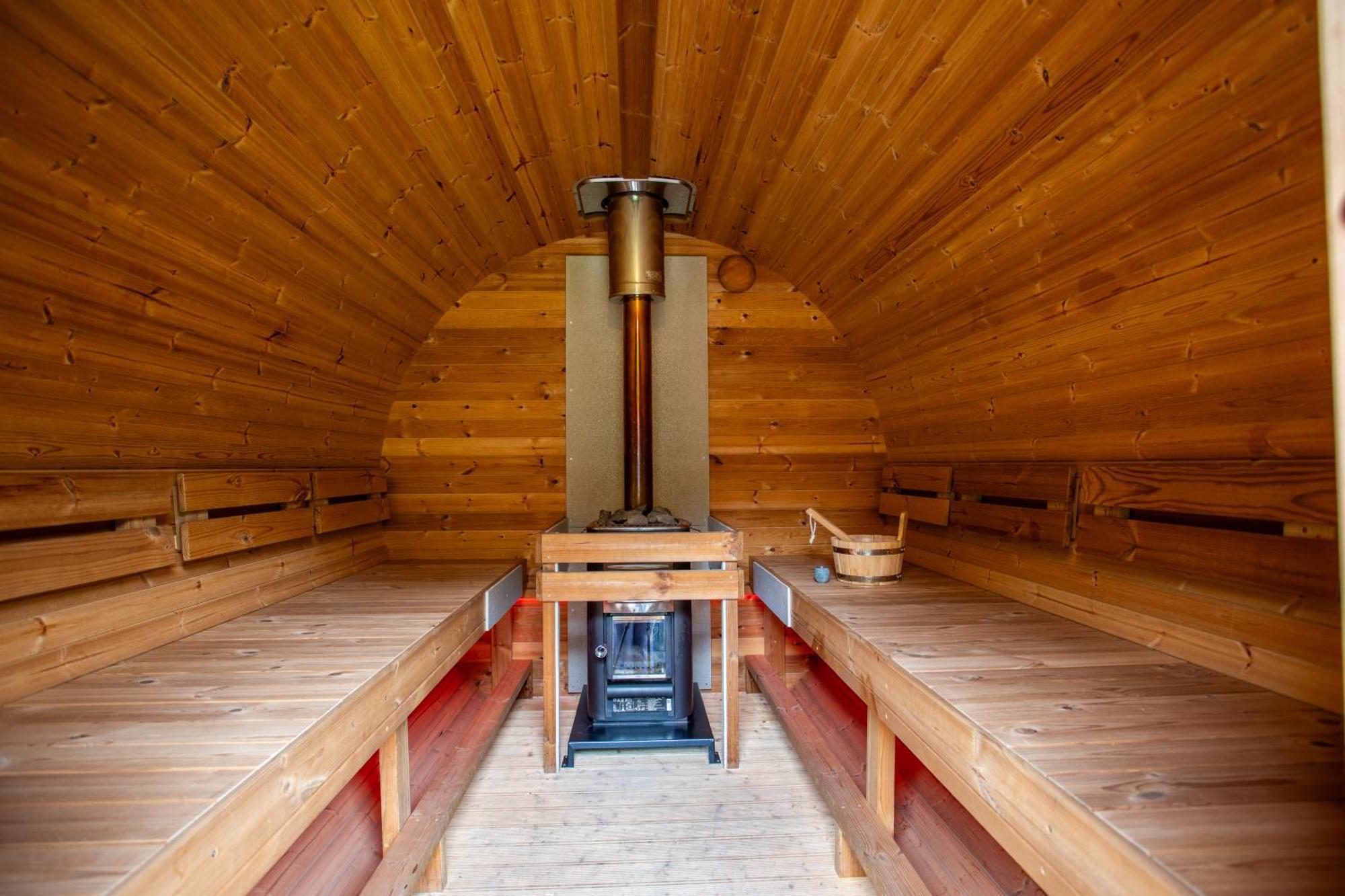 Evergreen Wellness Met Sauna & Hottub Ewijk Bagian luar foto